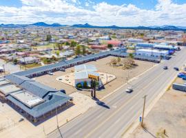 Holiday Motel By OYO Lordsburg I-10, hotel in Lordsburg