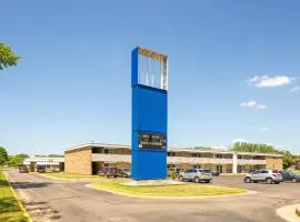 OYO Hotel Mona Lake Muskegon