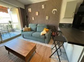 Studio La Napoule 2 min beach 4 people air conditioning