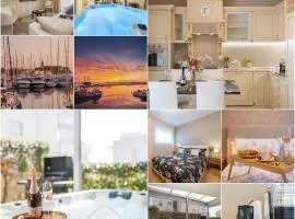 Apt GioAn Novigrad, 500m to Sea, private heated Jacuzzi, BBQ, free parking