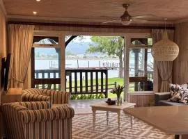 The Amble Cottage - On the Knysna lagoon