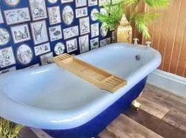 Cosy Retreat - beach location, 1 bed, free parking, high speed WiFi