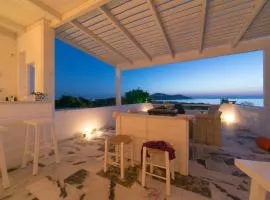 Seaside stays and tours in Naxos, Greece