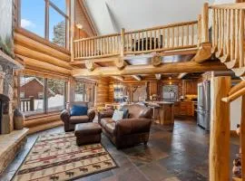 Blue River Escape with Private Studio & Hot Tub