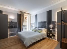 NILO RELAIS a san domenico maggiore, hotel with hot tubs in Naples