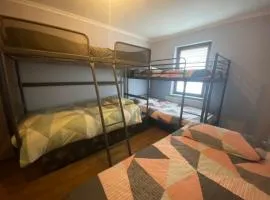 HOSTEL Airport to sleep, kitchen only 7 days reservation, MIX ROOM