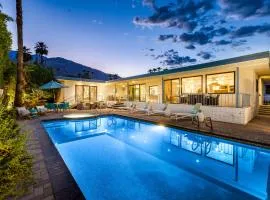 Luxury Deepwell Stunner - Desert Oasis Dream Home