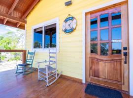 Eureka Home, caba&ntilde;a o casa de campo en Roat&aacute;n