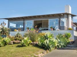 View43 Beach House、Waiheke Islandのホテル