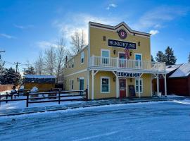 Sisters Bunkhouse, Hotel in Sisters