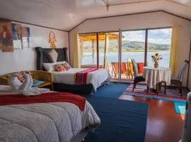 ECOS DEl TITICACA