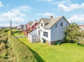 5 Bedroom Nice Home In Borhaug