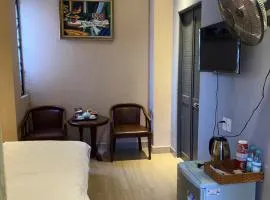 Royal Hotel