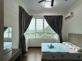 Block B Utama South Condominium