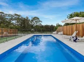 Serenity - The Vintage Holiday Houses