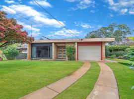 Jensen House - Retro Style with a modern update, hotel que aceita pets em Echuca