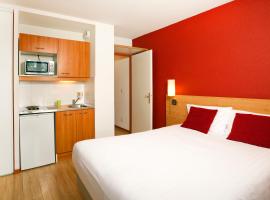 Séjours & Affaires Genève Saint Genis, serviced apartment in Saint-Genis-Pouilly