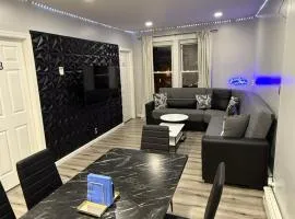 Elegant 3 Bedroom Condo near EWR, NJ Transit & NYC - Unit 4
