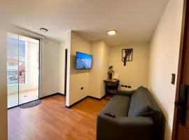 Moderno apartamento de 1 dormitorio con vista a la ciudad