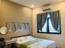 Authentic Mia Rooftop Mountains view with egg coffee, chalupa v destinaci S&oacute;c Sơn