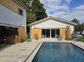 Maison indépendante avec piscine privée, Wi-Fi et climatisation - FR-1-616-471