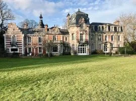Le château de Bertreville Saint Ouen entre mer et campagne