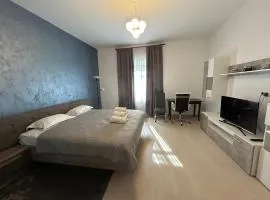 Vera Residence