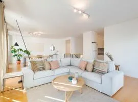 Penthouse For The City Lovers - Castle View & Parking