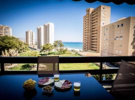Apt Urb Las Lanzas with pool and beach โรงแรมในLa Venteta