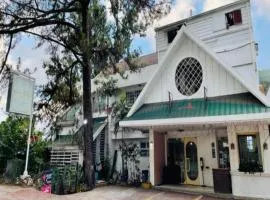 Marian Palazz Hotel