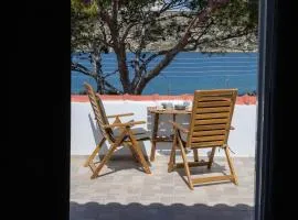 Xeno Bayview Penthouse Salamina