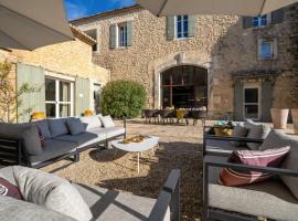 La Cour des sens, domaine d'hôtes- Spa piscine chauffée, hotel di Lagnes