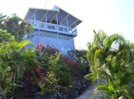 Idyllic Getaway with Ocean Views in Captain Cook, Hawaii, hotel in Captain Cook