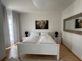 Zentrale Altbauwohnung, hotel v destinaci Ingolstadt