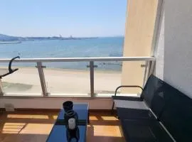 Apartment - Sleeps 6 - Pet Friendly - Seaside