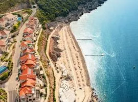 Lustica Bay Centrale 7A403