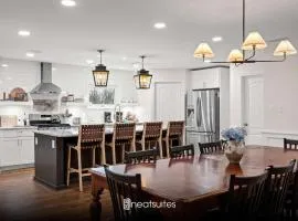 Historic Simmons Estate sleeps 20