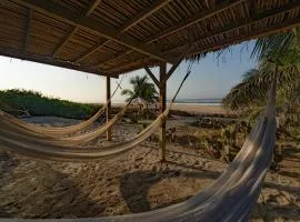 Cabanas Adobe Frente Al Mar