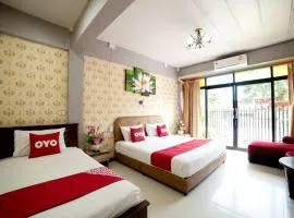 OYO 465 Krung Kao Traveller Lodge