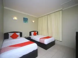 Super OYO 1027 Hotel London