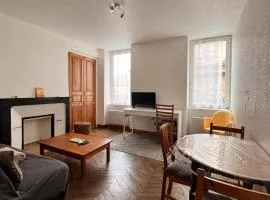 Logement chaleureux à 2 pas de la cathédrale