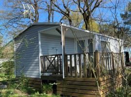 MH-MAUFAY -- Mobil'home au Coeur de la Vendée、La Boissière-de-Montaiguのホテル