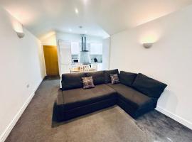 Stylish 1 Bedroom Flat in the Heart of Staines, Hotel in Staines upon Thames
