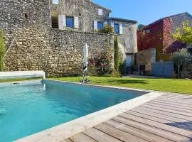 Charmante maison avec piscine en Drôme Provençale