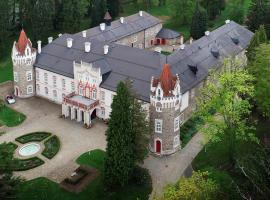 Chateau Herálec Boutique Hotel & Spa by L'Occitane, hotel v destinaci Herálec