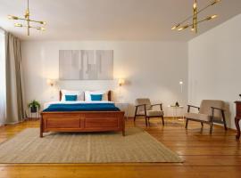Latran House 71 by KH, boutique ξενοδοχείο στο Τσέσκι Κρούμλοβ