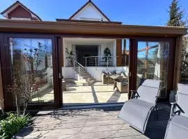 Haus Ostseesprung - Ferienhaus - gratis WLAN, Parkplatz und gem Garten