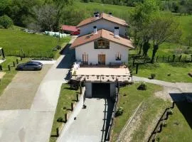Apartamentos rurales PATXILLABORDA