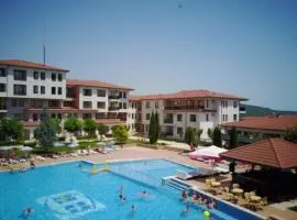 Harmony Hills Tomovi Apartment C12