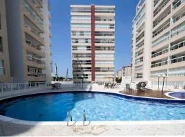 Apto com lazer completo a 500m da Praia da Enseada